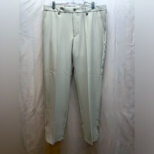 NWT Men’s Greg Norman Classic Pro-Fit Golf Pants UPF 50+ Sandstone 36” x 30”